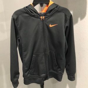 Nike boys drift hoodie.